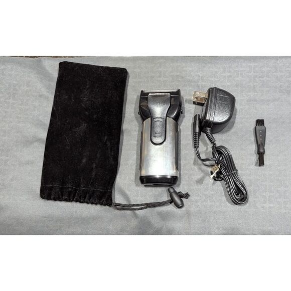 NWOT No Brand Men's Rechargeable Dual Blade SS Foil Head Wet/Dry Shaver/Trimmer - Picture 9 of 9